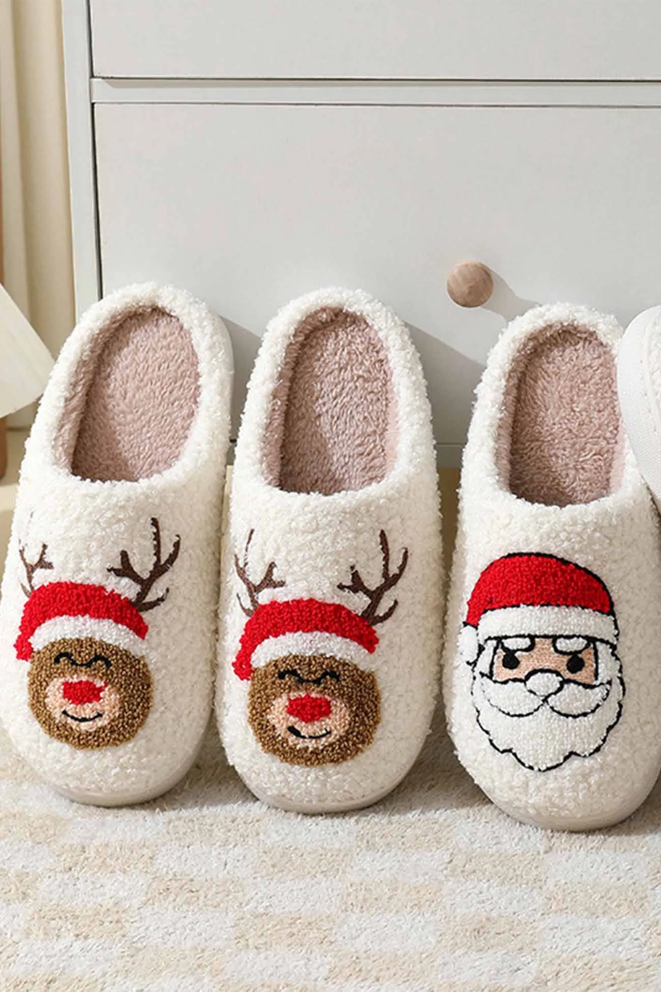 Amozae-Christmas Graphic Plush House Slippers