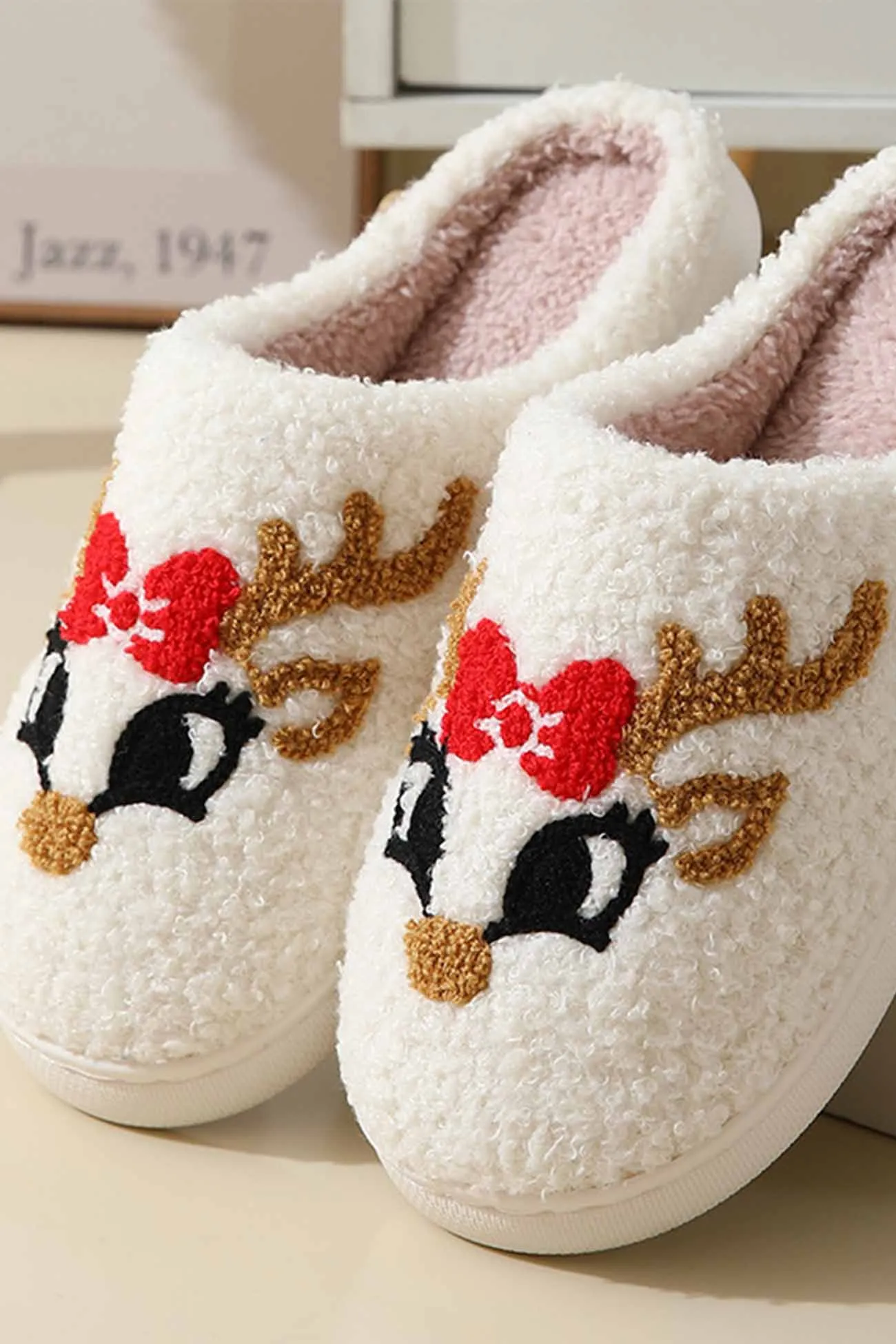 Amozae-Christmas Graphic Plush House Slippers